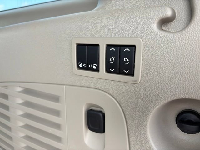 Used 2016 Cadillac Escalade ESV Premium AWD/4WD image 45