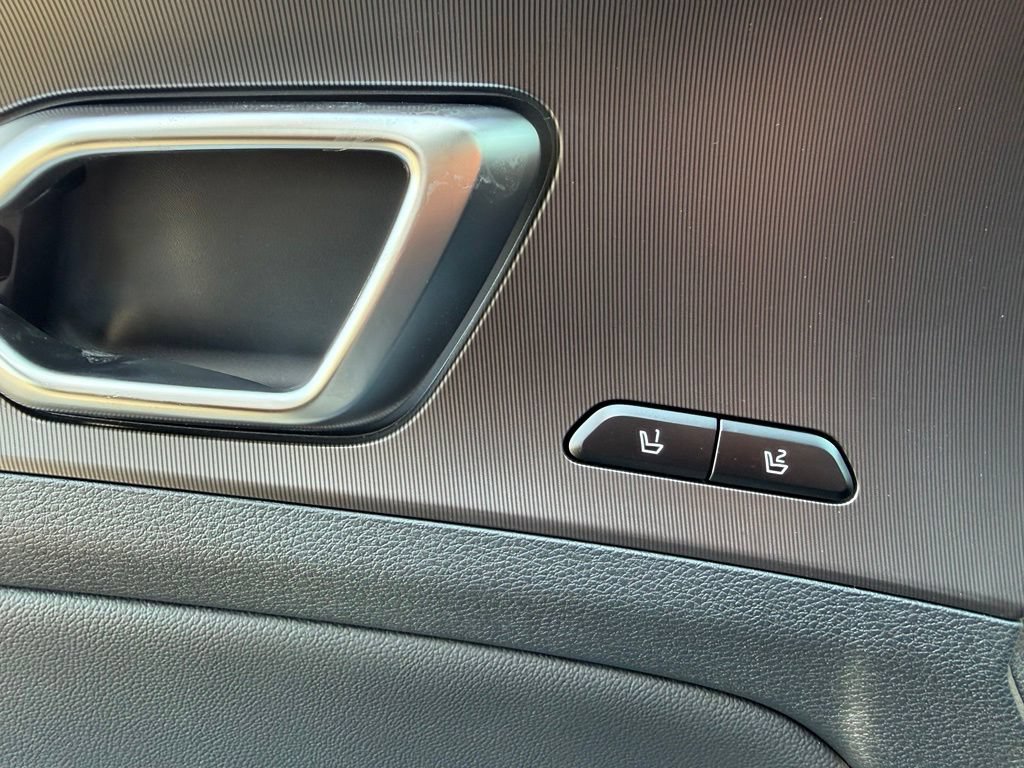 New 2026 Kia Sportage SX FWD image 15