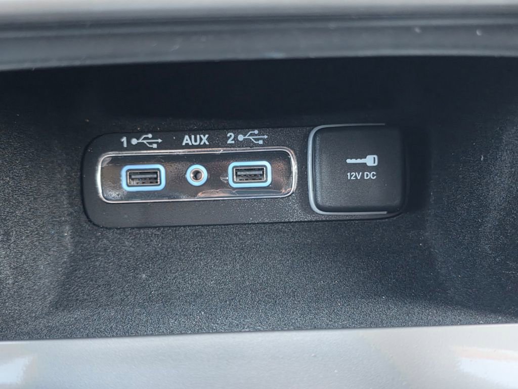 Certified 2021 Jeep Grand Cherokee Laredo X image 29