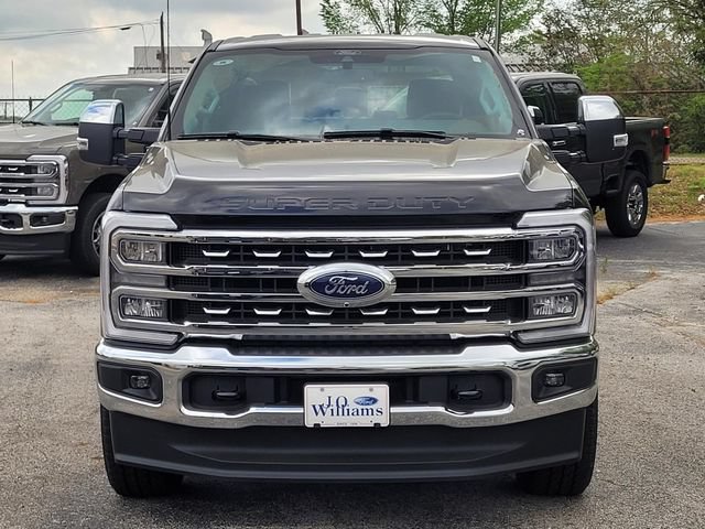 New 2026 Ford F250 Lariat w/ Chrome Package AWD/4WD image 2
