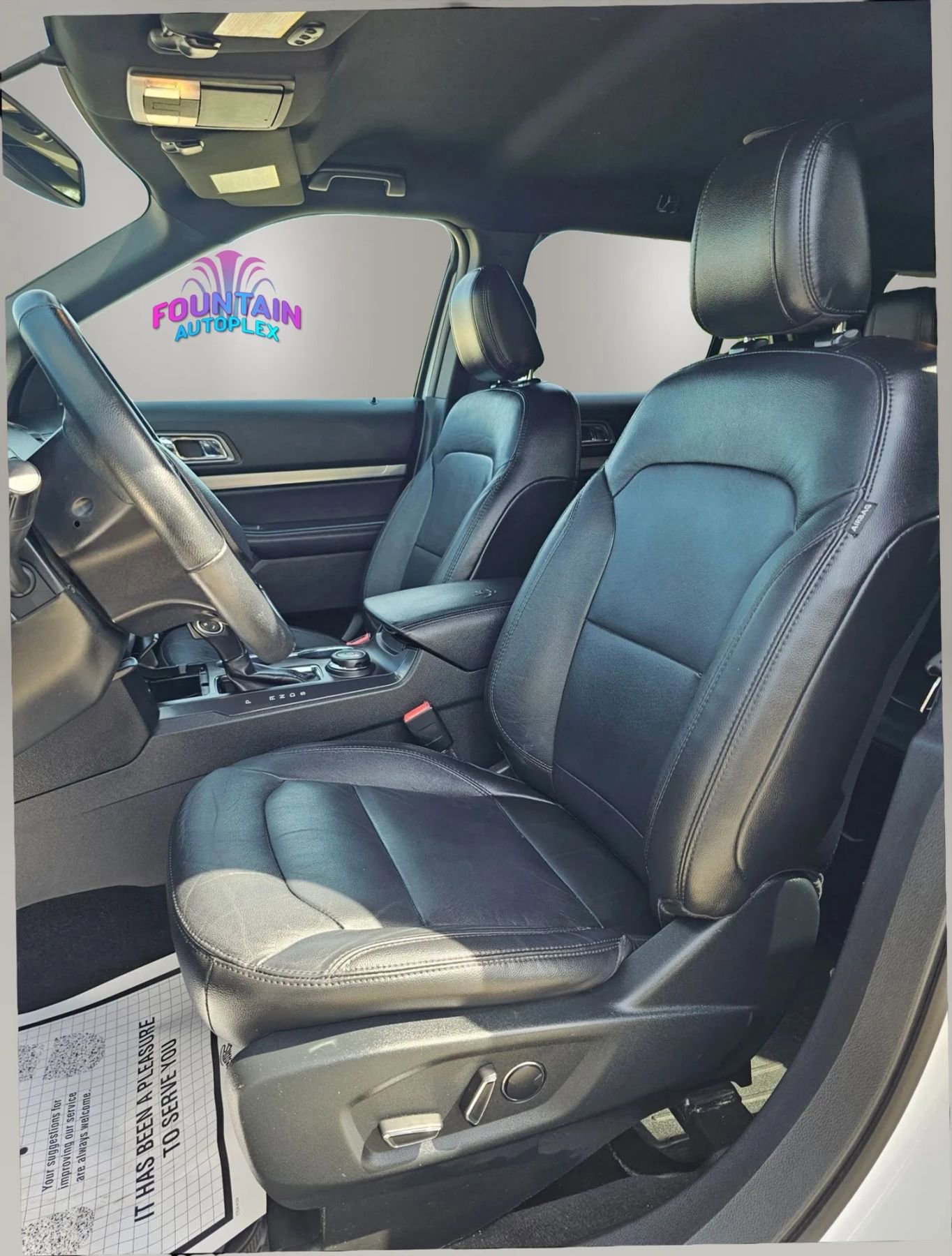 Used 2018 Ford Explorer XLT w/ Equipment Group 202A AWD/4WD image 13