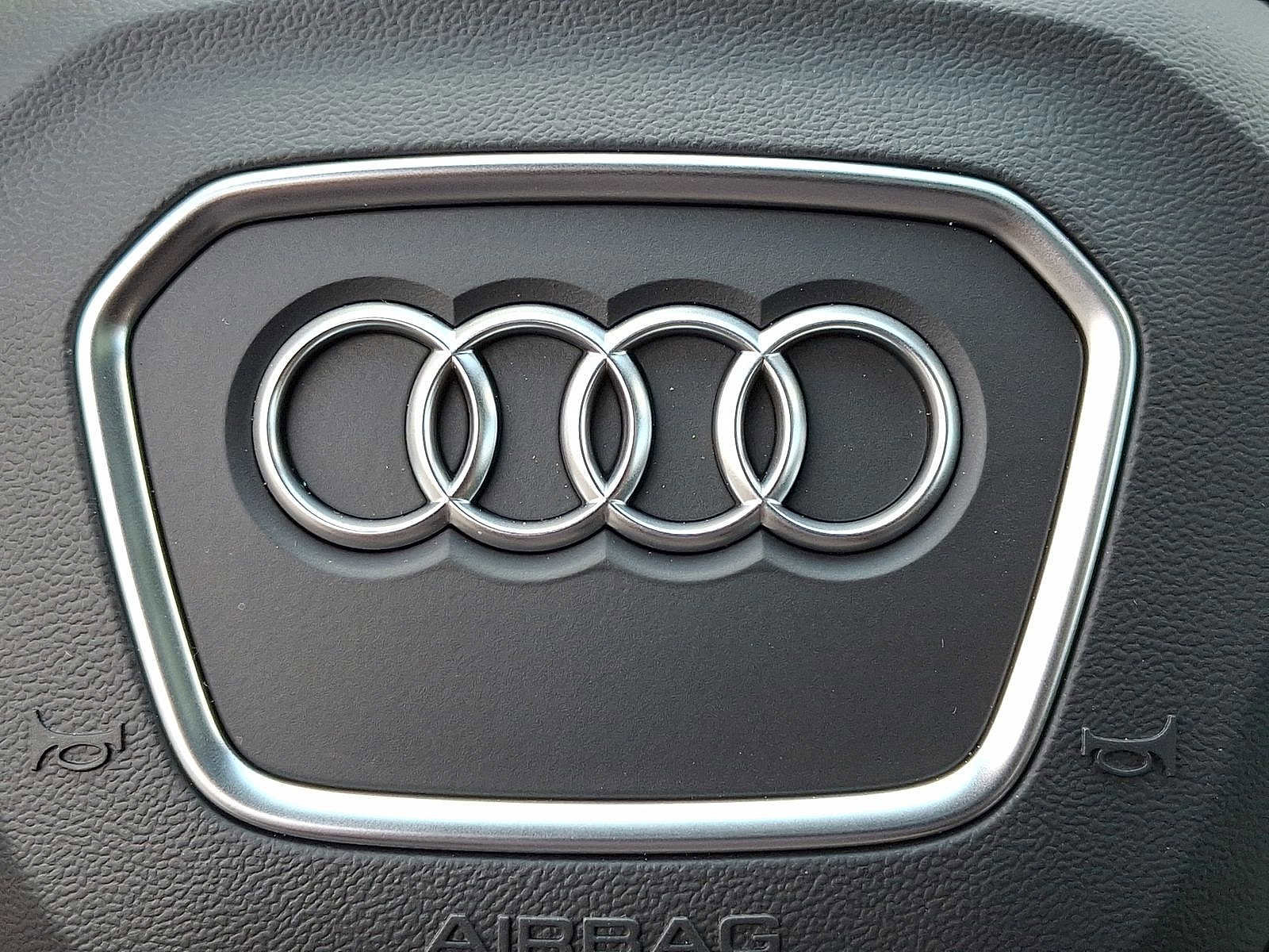 New 2025 Audi SQ7 Prestige image 19