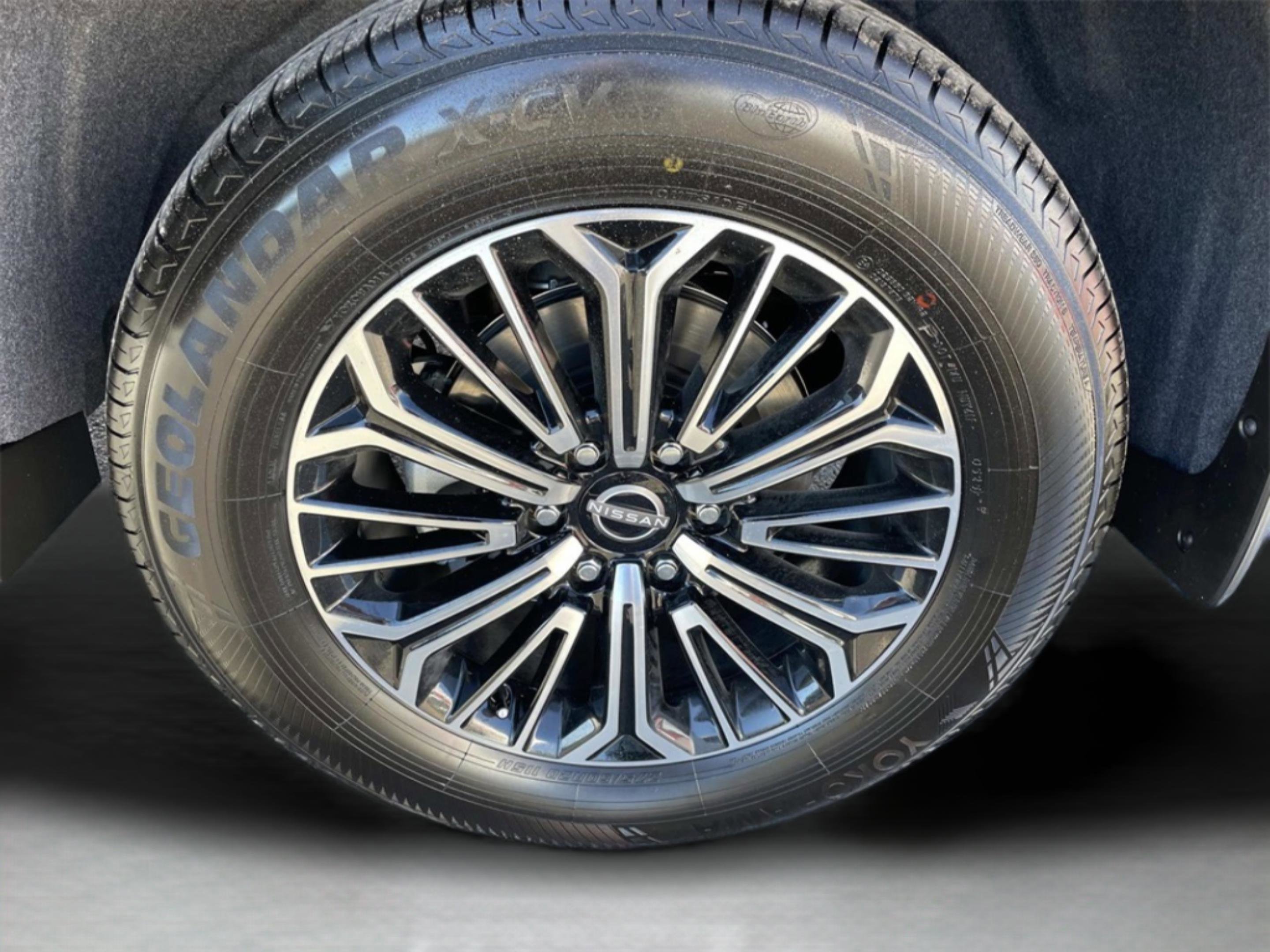 New 2026 Nissan Armada SL image 11