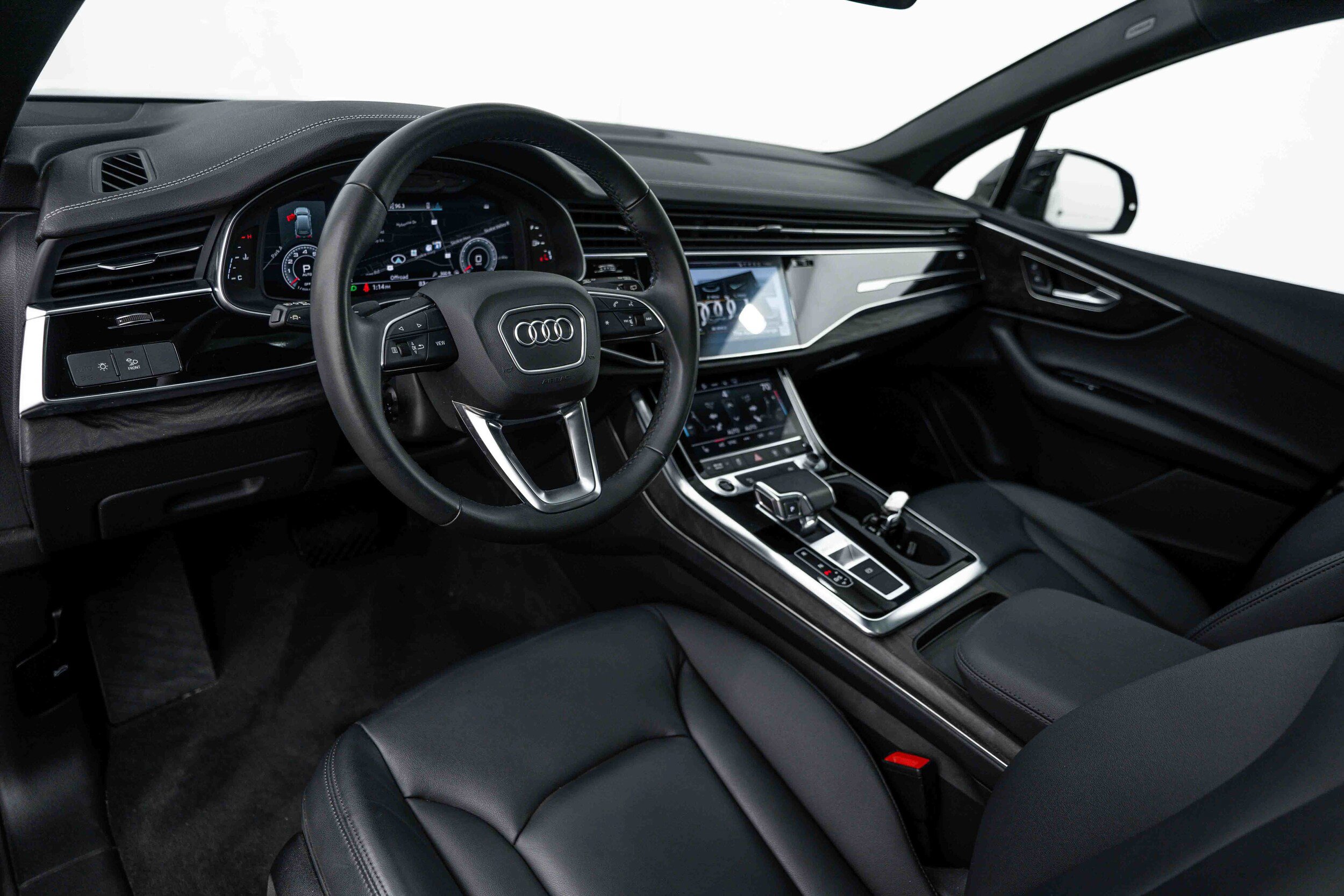 Certified 2023 Audi Q7 2.0T Premium w/ Convenience Package AWD/4WD image 9