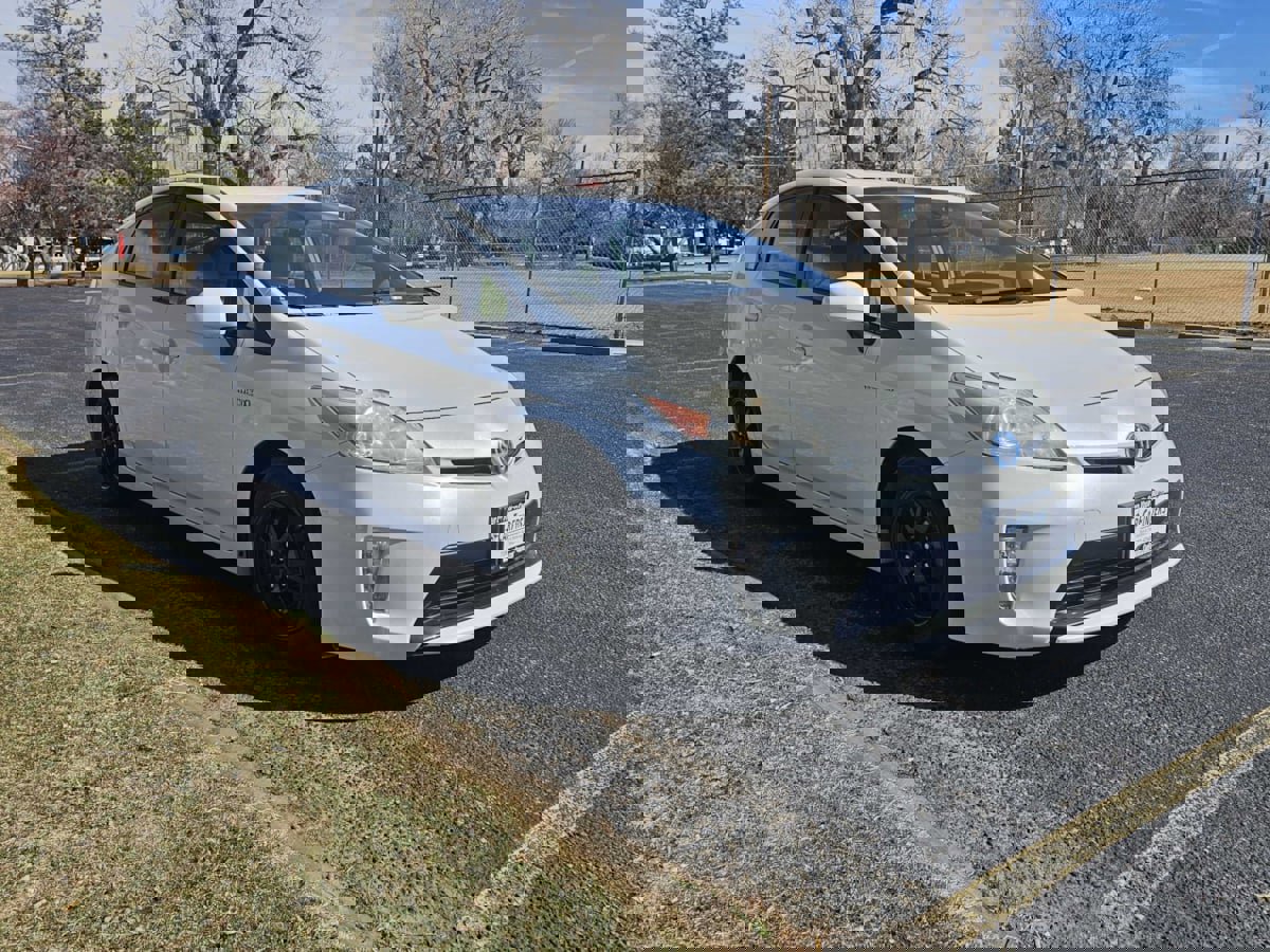 Used 2015 Toyota Prius Two FWD image 7