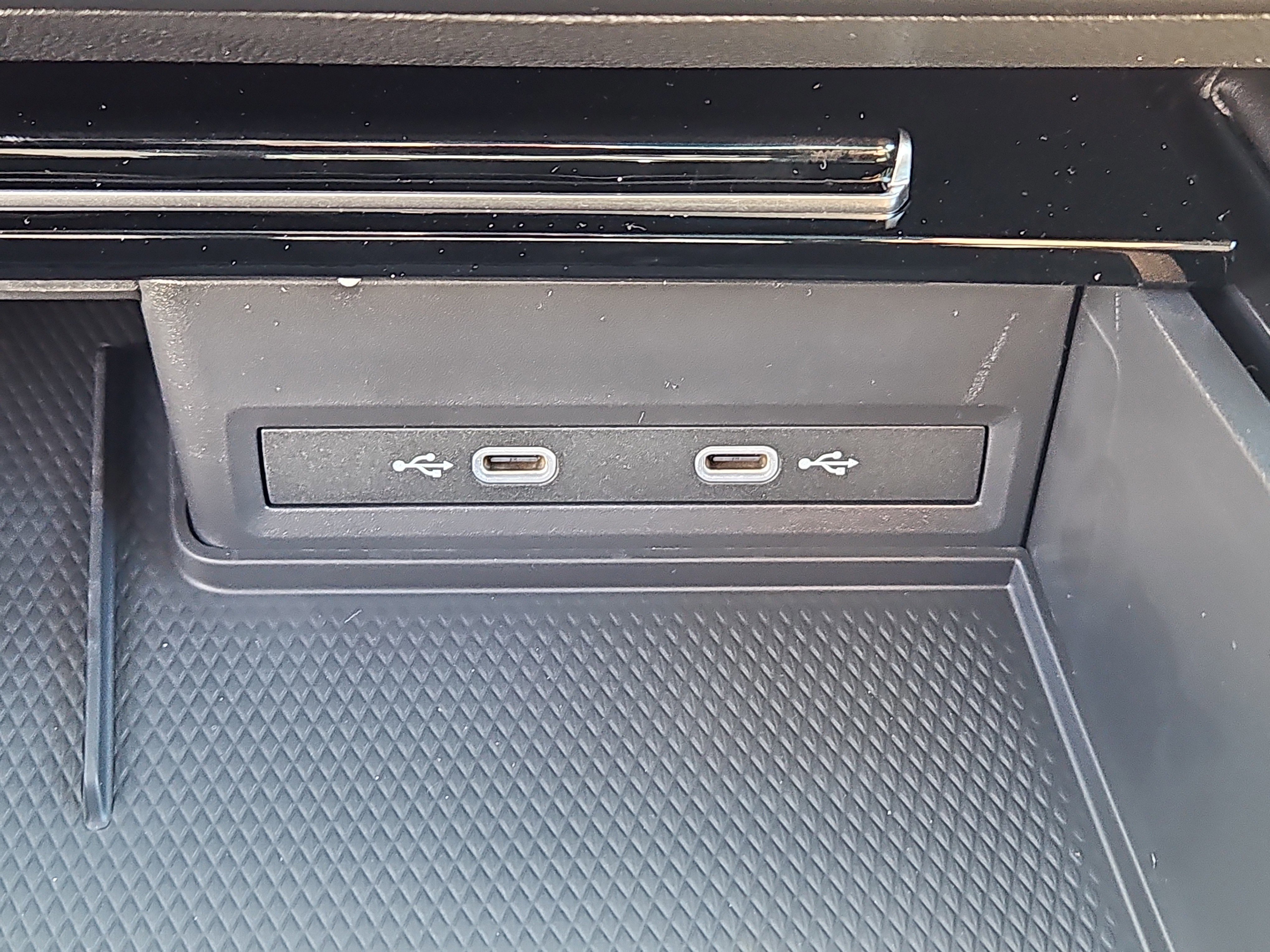 New 2026 Volkswagen Atlas SE image 12