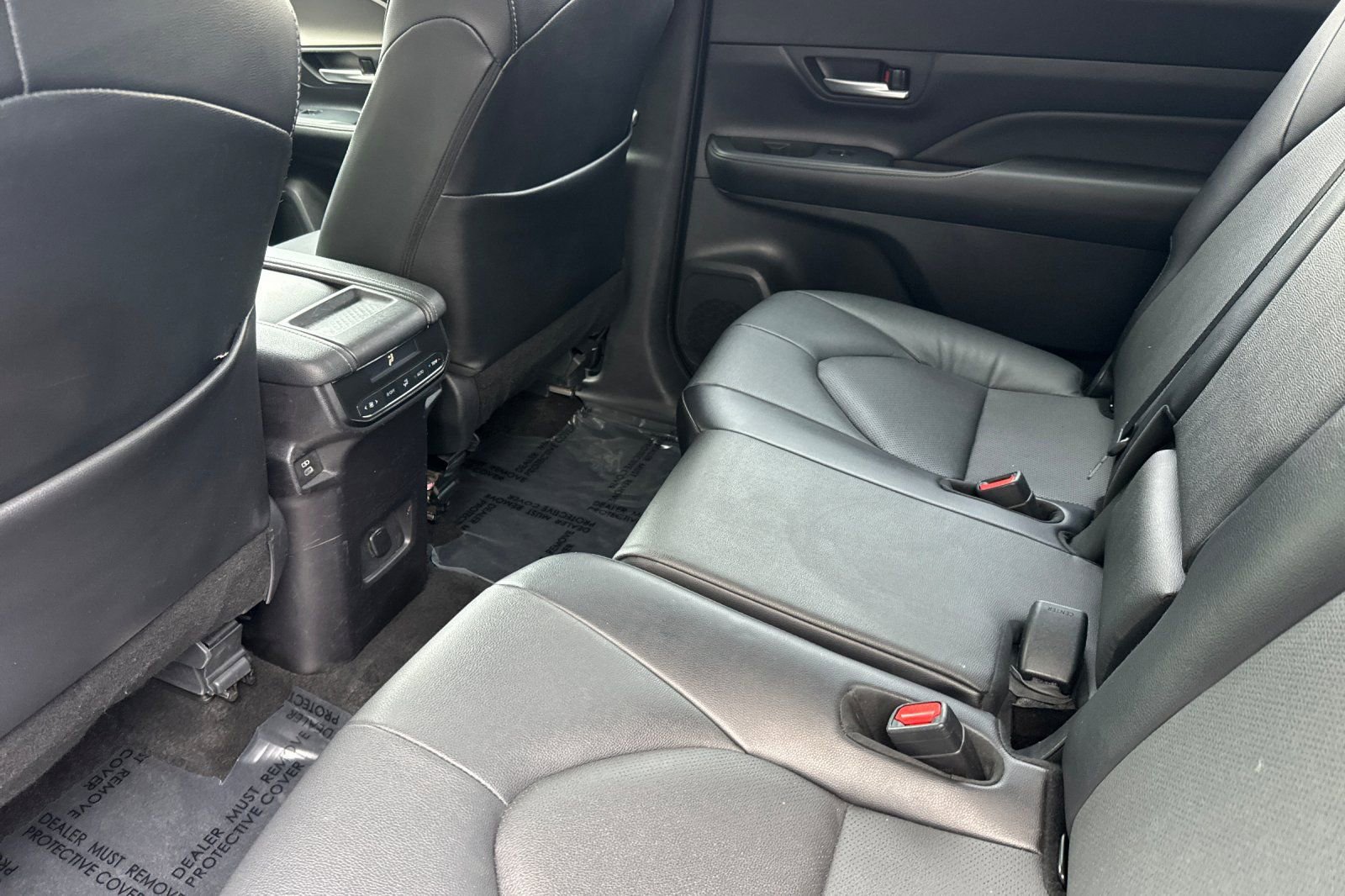 Certified 2024 Toyota Grand Highlander XLE image 16