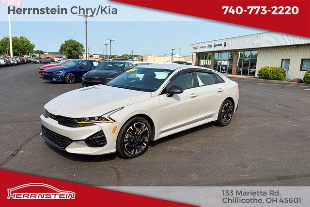 Used 2023 Kia K5 GT-Line w/ GT-Line Premium Package FWD image 3