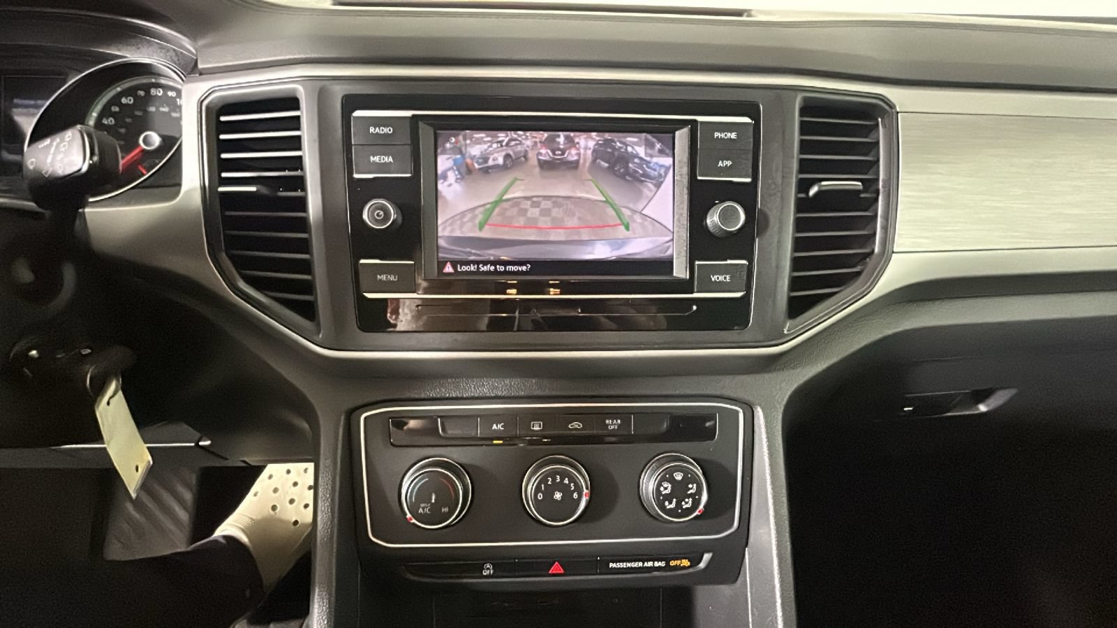 Used 2020 Volkswagen Atlas S w/ Towing Package AWD/4WD image 27