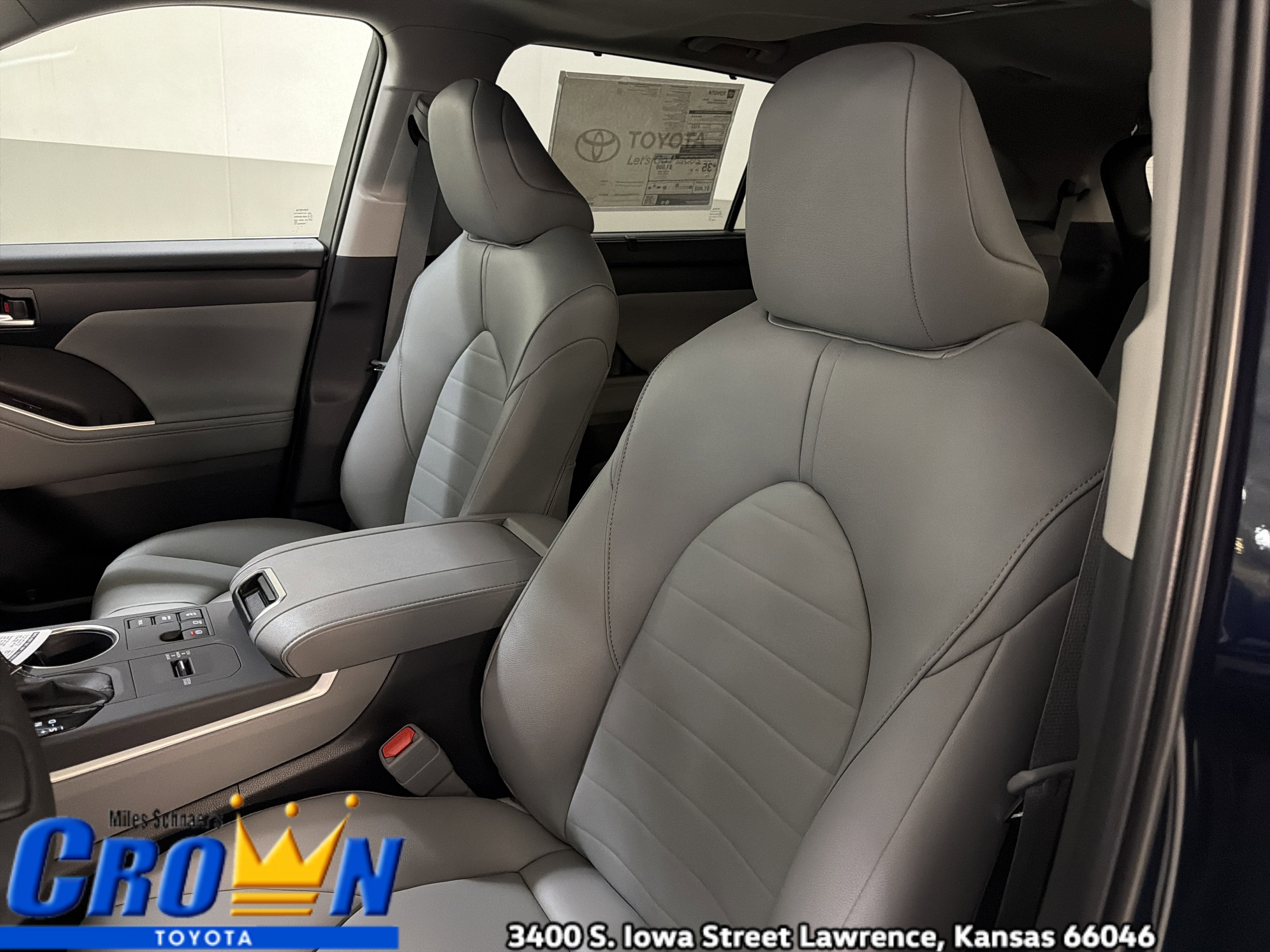 New 2026 Toyota Highlander XLE AWD/4WD image 14