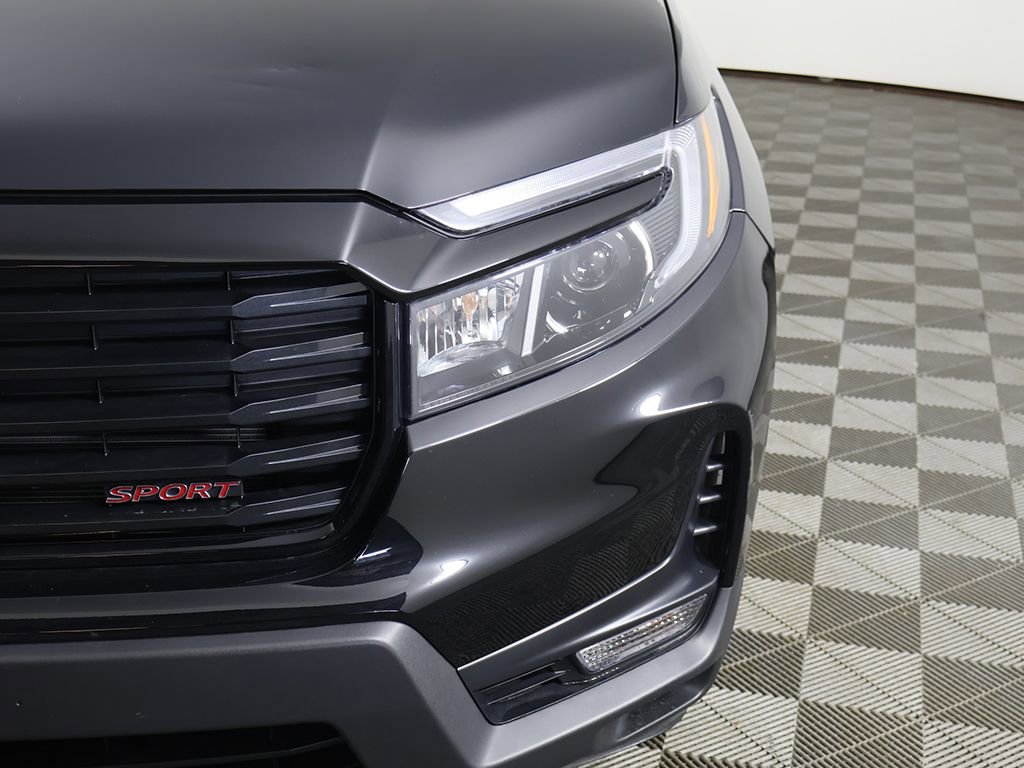Used 2023 Honda Ridgeline Sport image 12