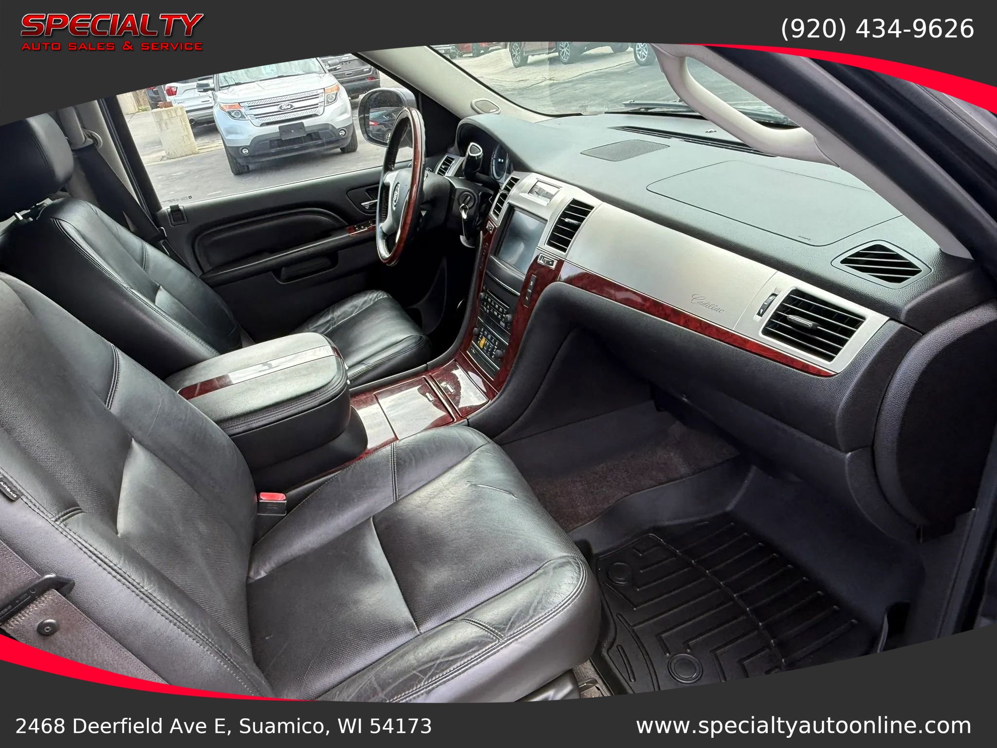 Used 2011 Cadillac Escalade AWD w/ Touring Package image 20
