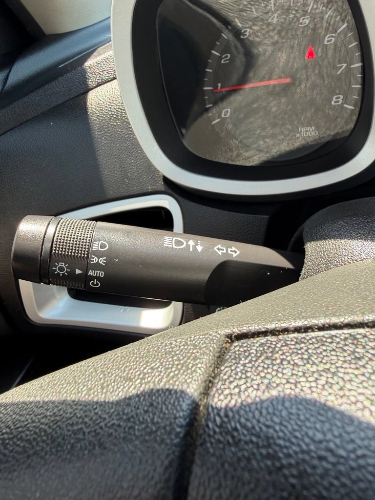 Used 2015 Chevrolet Equinox LS FWD image 22