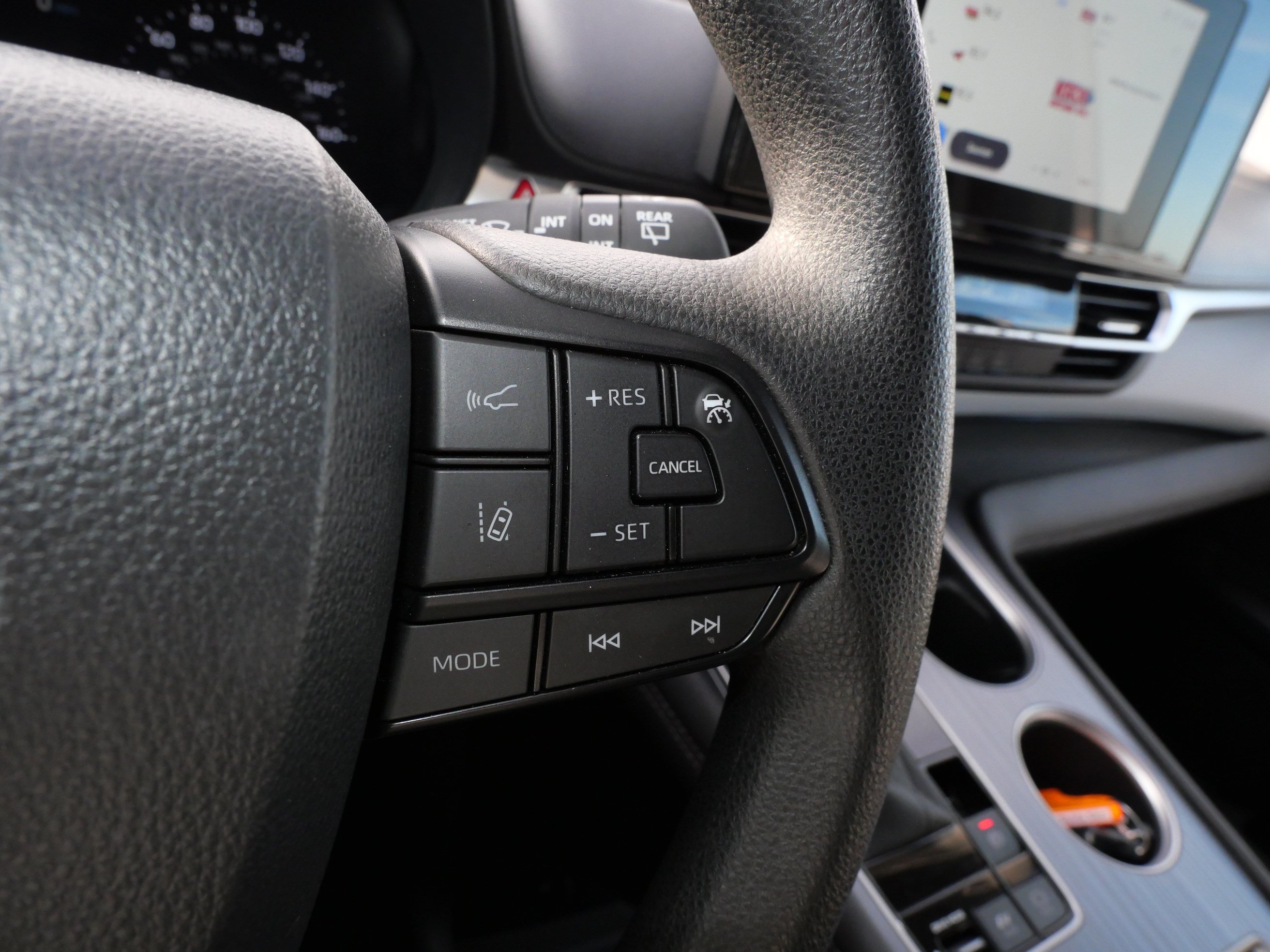Certified 2025 Toyota Sienna LE AWD/4WD image 25