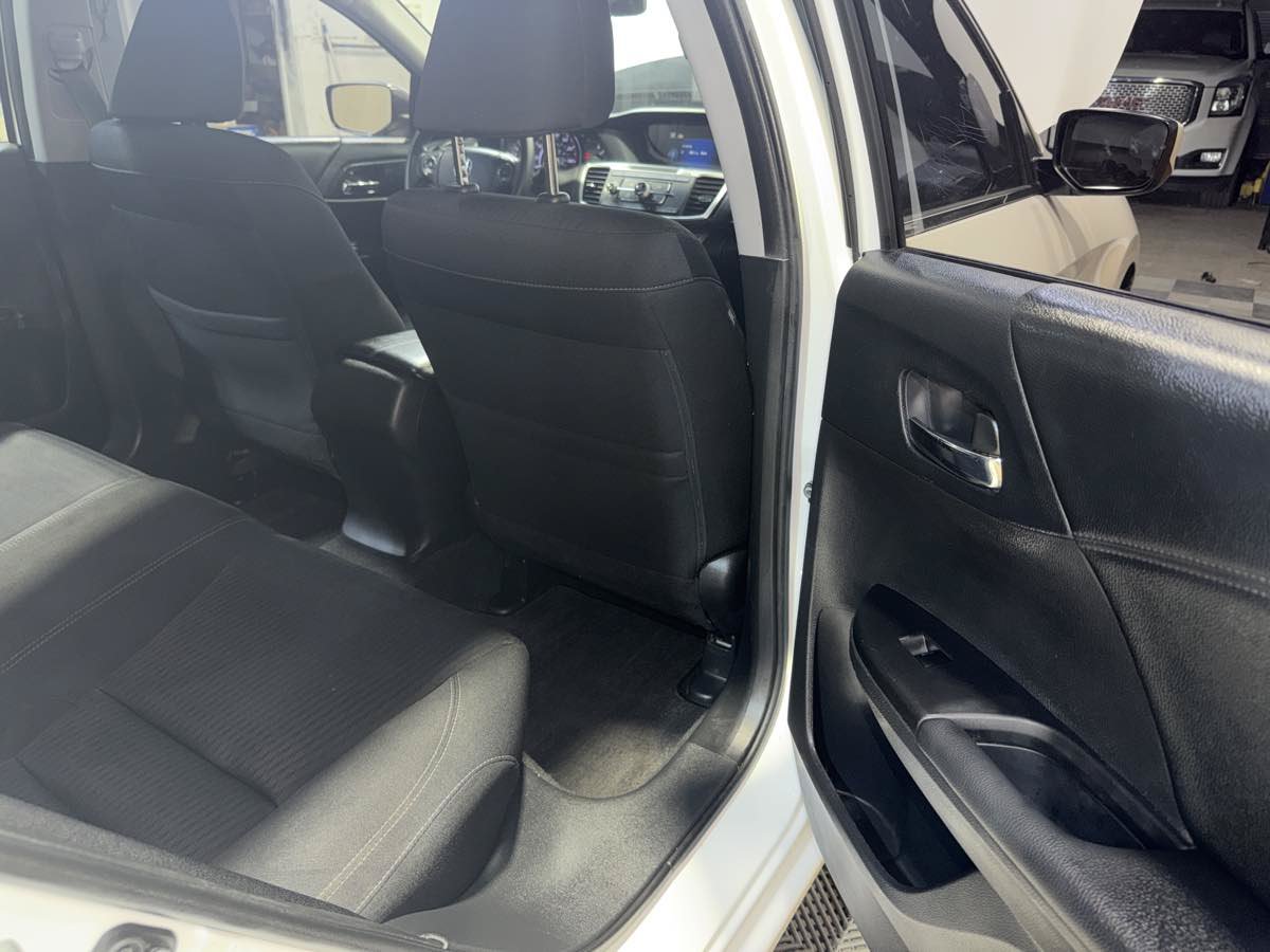 Used 2015 Honda Accord Sport image 25