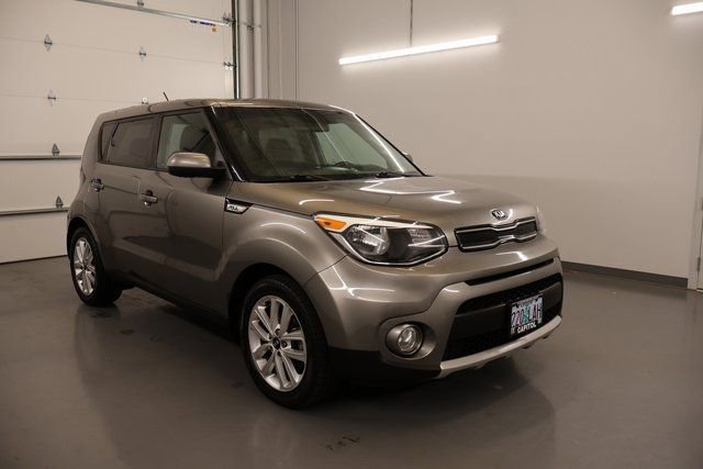 Used 2019 Kia Soul + image 1
