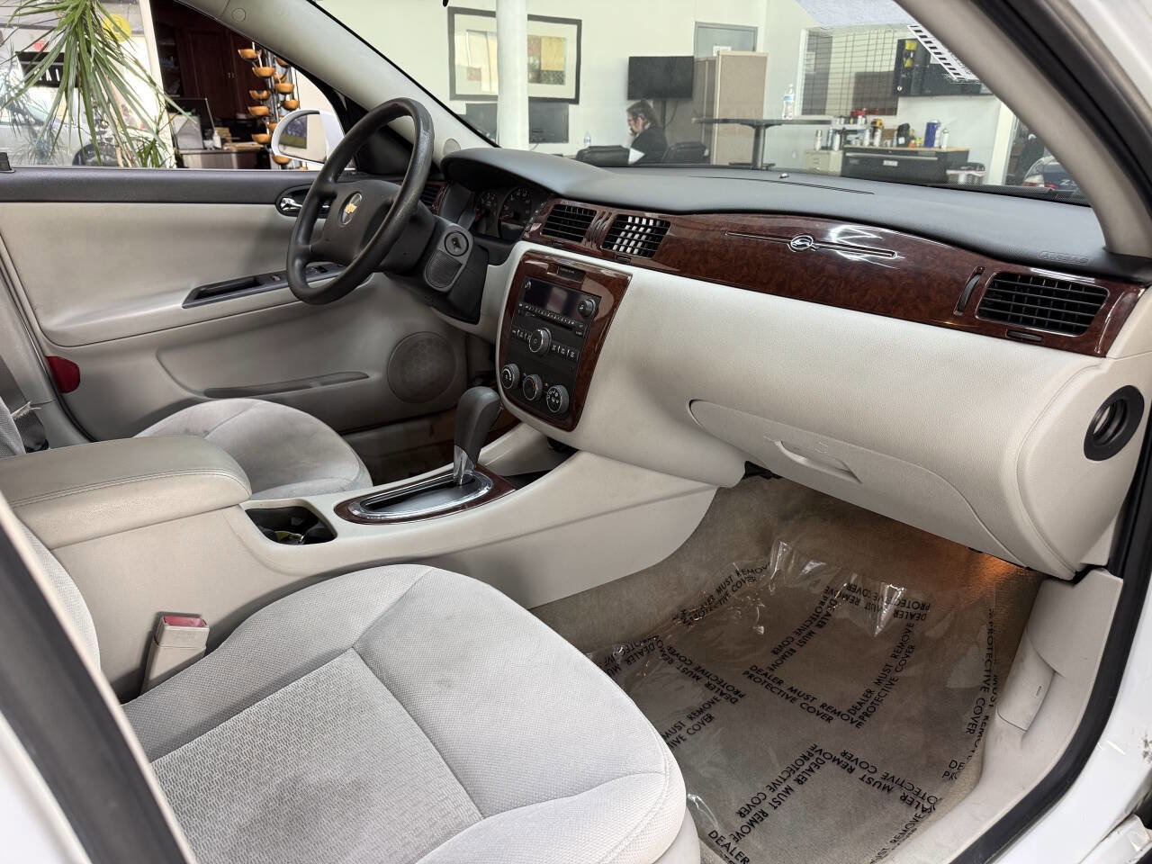 Used 2011 Chevrolet Impala LS image 18