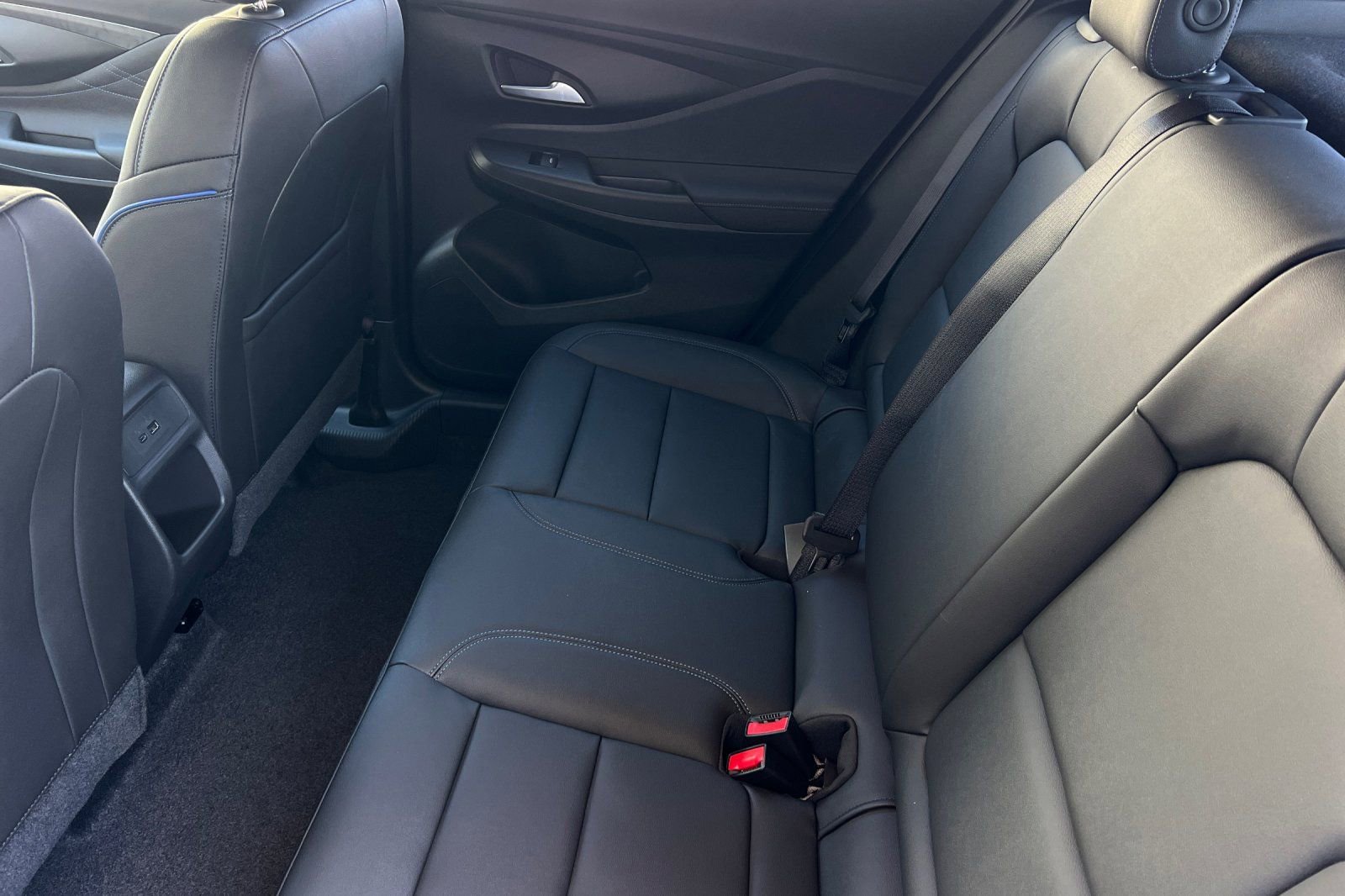 New 2026 Buick Envista Sport Touring w/ Convenience I Package FWD image 10