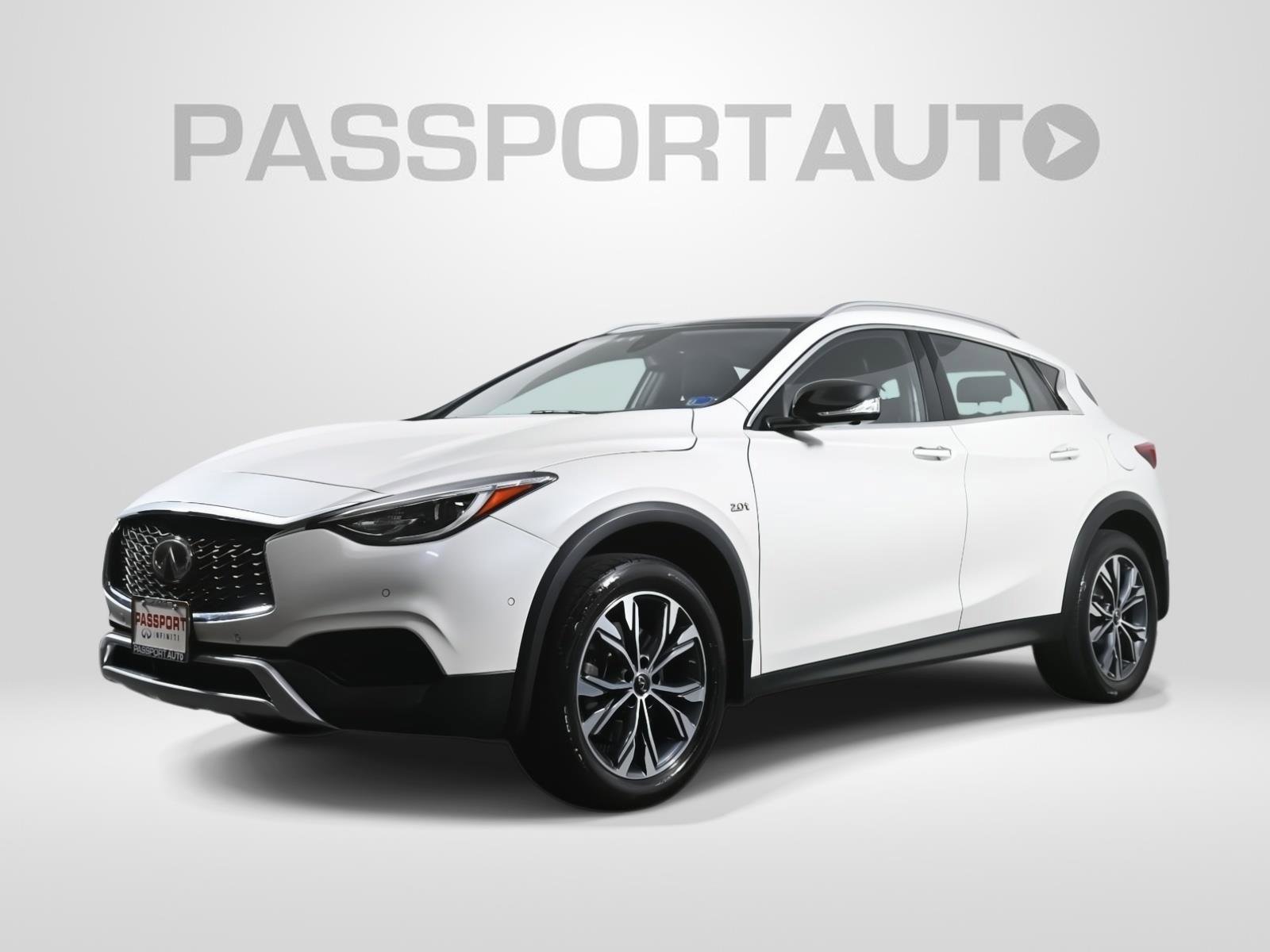 Used 2019 INFINITI QX30 Premium w/ Navigation Package image 1
