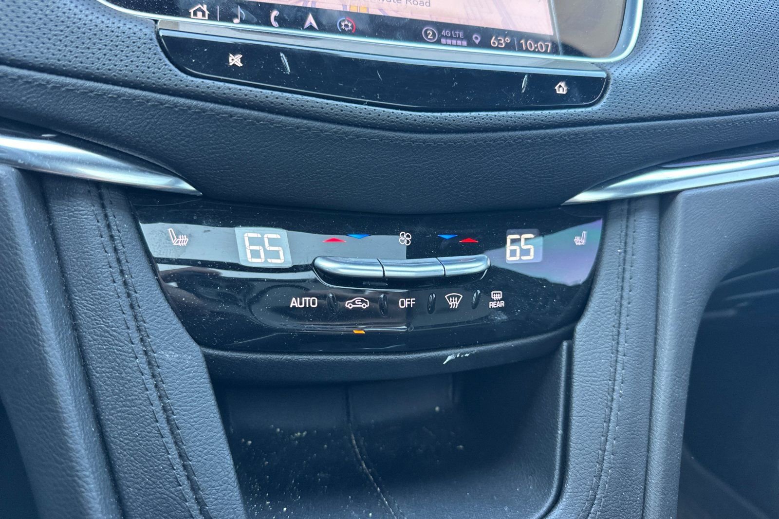 Used 2023 Cadillac XT5 Premium Luxury w/ Technology Package FWD image 27