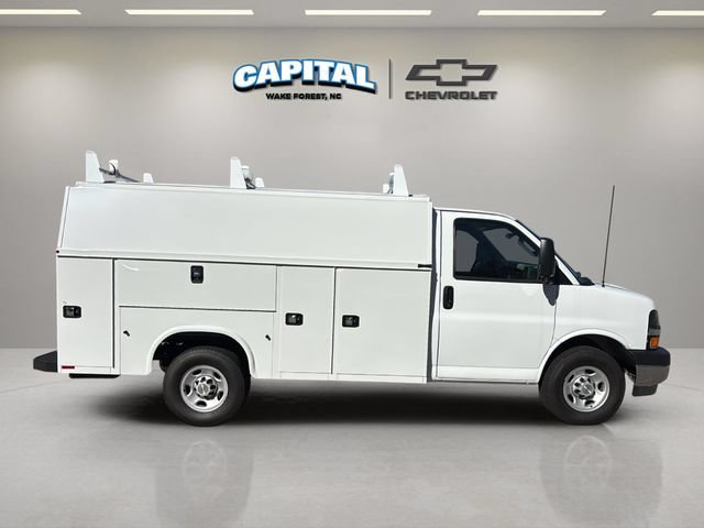 New 2025 Chevrolet Express 3500 w/ Power Convenience Package RWD image 13