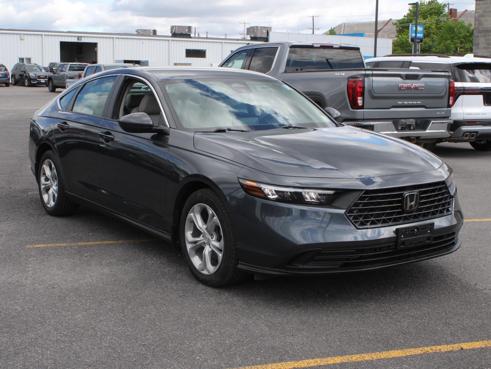 Used 2024 Honda Accord LX image 3
