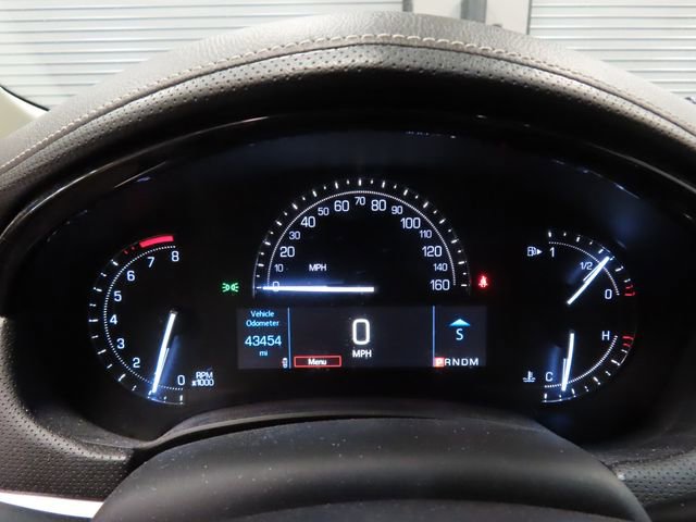 Used 2019 Cadillac XTS Luxury image 24