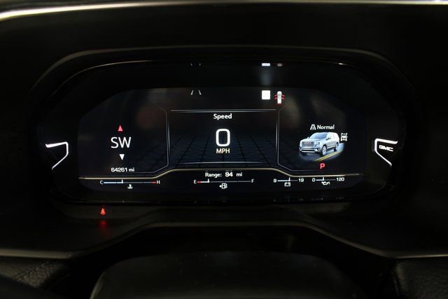 Used 2023 GMC Yukon Denali image 14