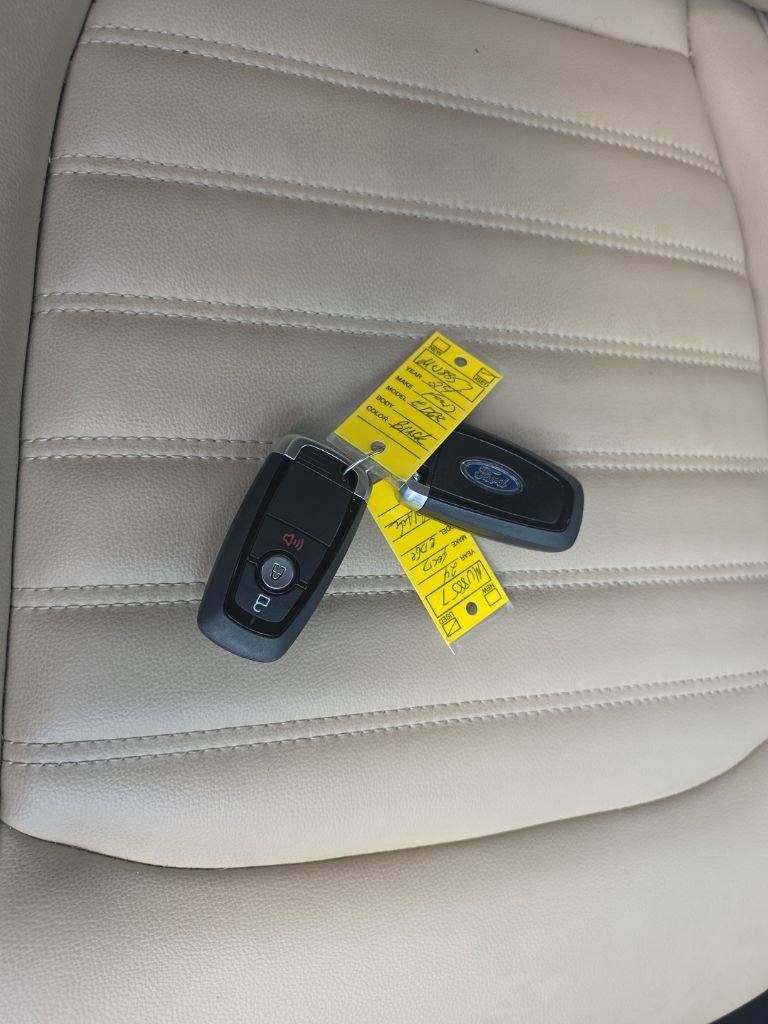 Used 2024 Ford Edge SEL image 12