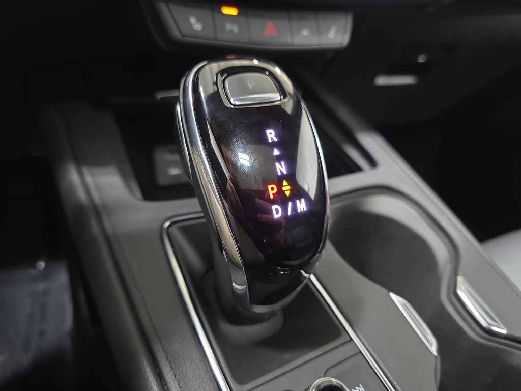 Used 2023 Cadillac XT4 Premium Luxury w/ Cold Weather Package AWD/4WD image 23