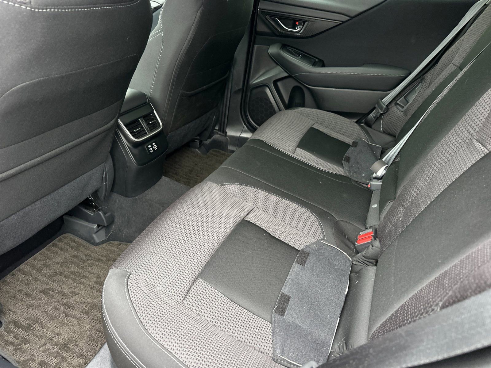 Used 2024 Subaru Outback Premium AWD/4WD image 11