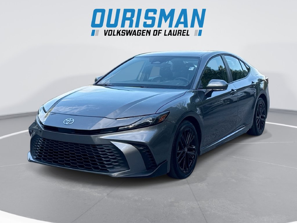 Used 2025 Toyota Camry SE