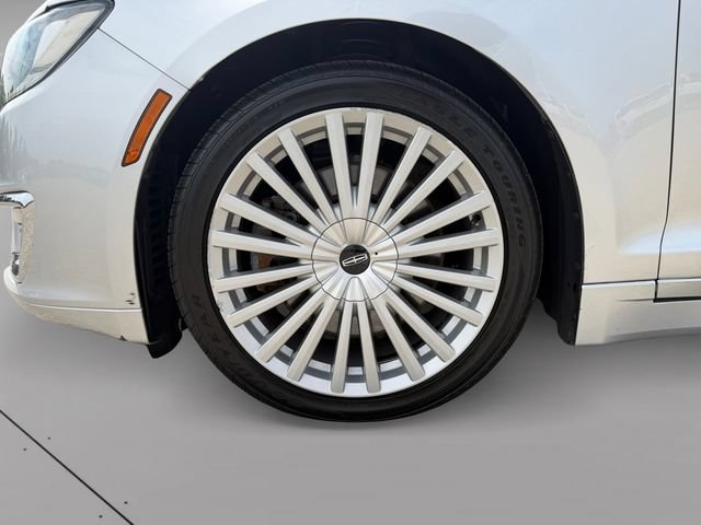 Used 2017 Lincoln MKZ Reserve w/ Climate Package AWD/4WD image 9