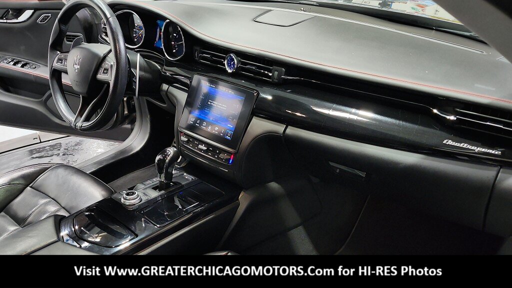Used 2017 Maserati Quattroporte S GranSport RWD image 37