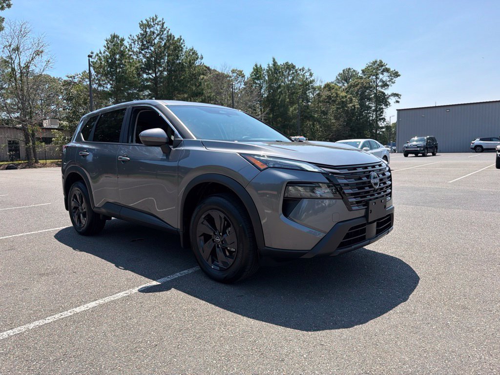 Used 2026 Nissan Rogue SV w/ Cold Weather Package AWD/4WD image 6