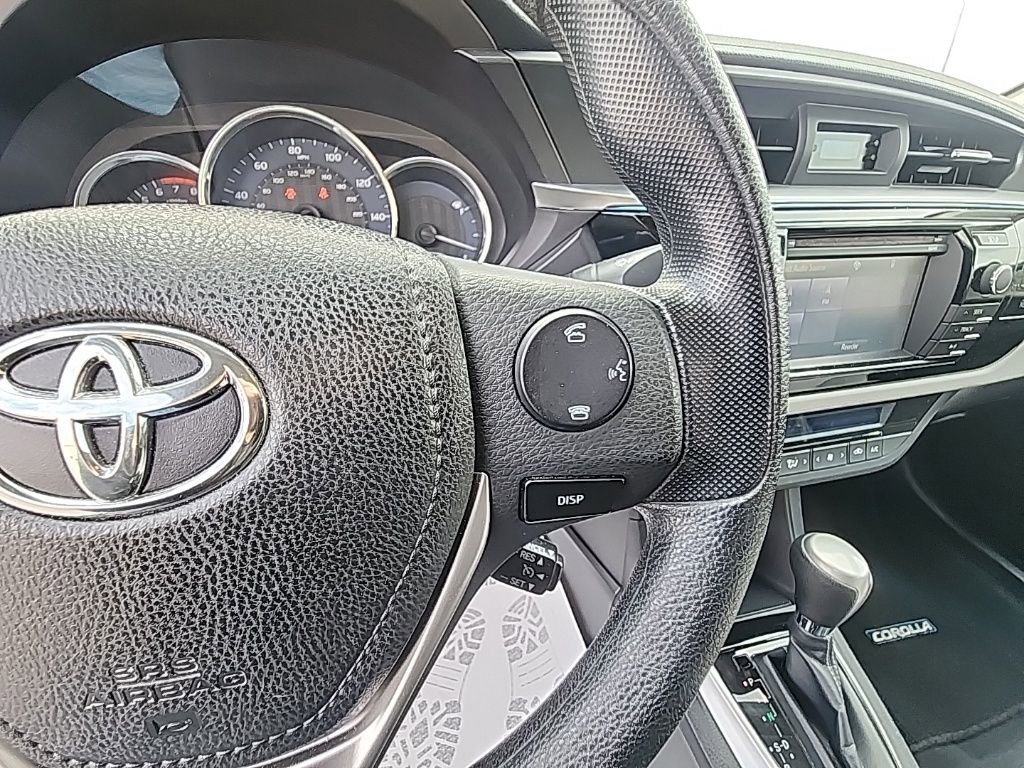 Used 2015 Toyota Corolla LE image 17