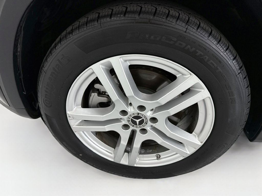 Used 2023 Mercedes-Benz GLB 250 image 29