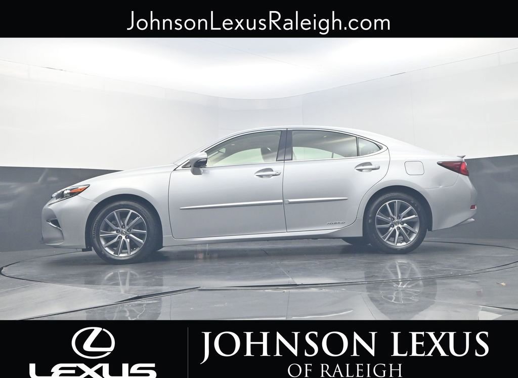 Used 2016 Lexus ES 300h image 21