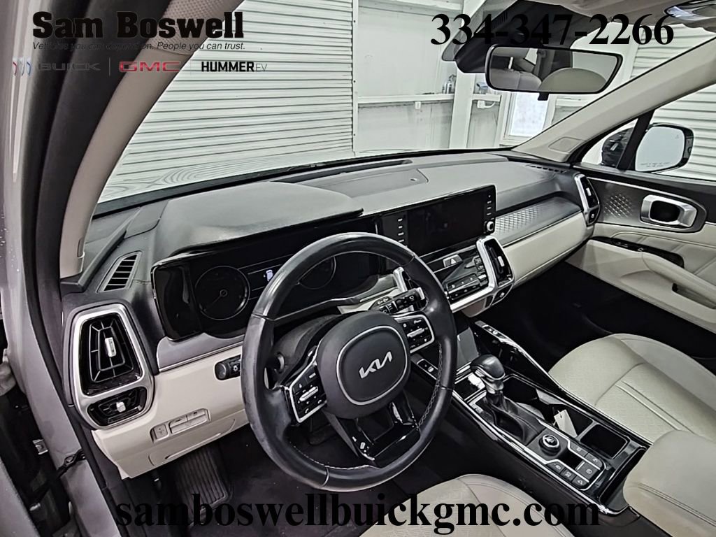 Used 2022 Kia Sorento SX image 11
