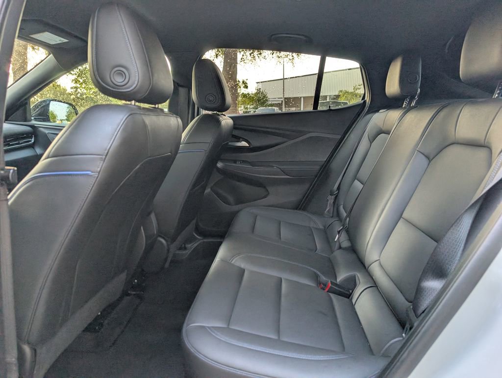Used 2024 Buick Envista Sport Touring w/ Convenience I Package image 17