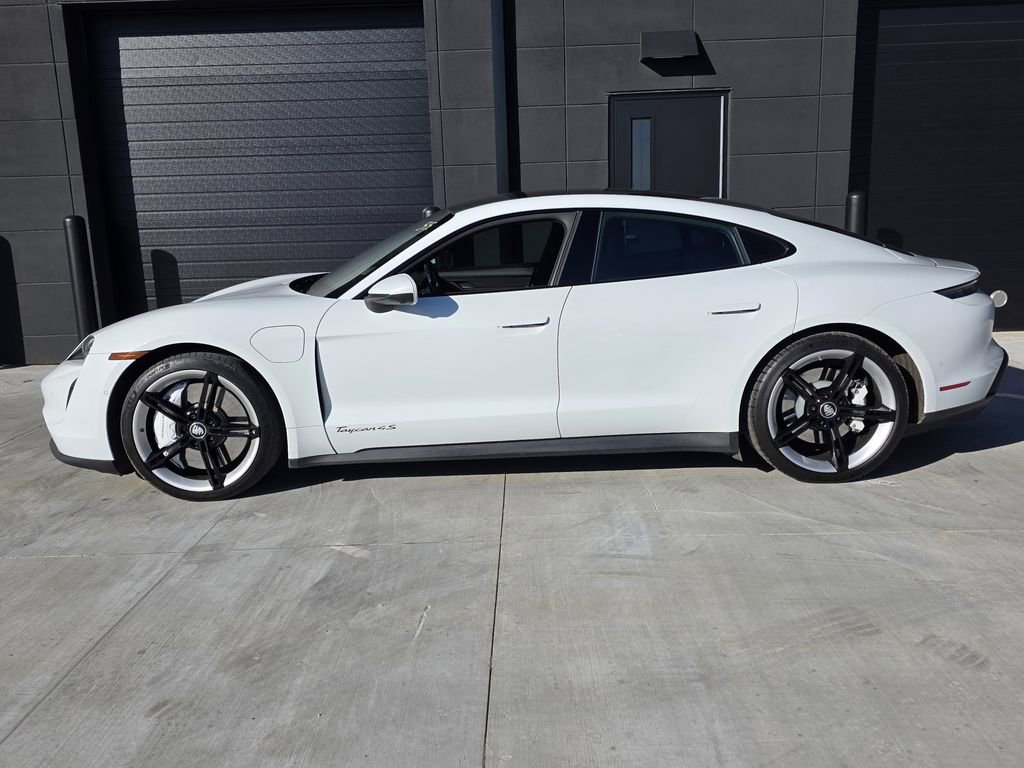 Used 2020 Porsche Taycan 4S image 2