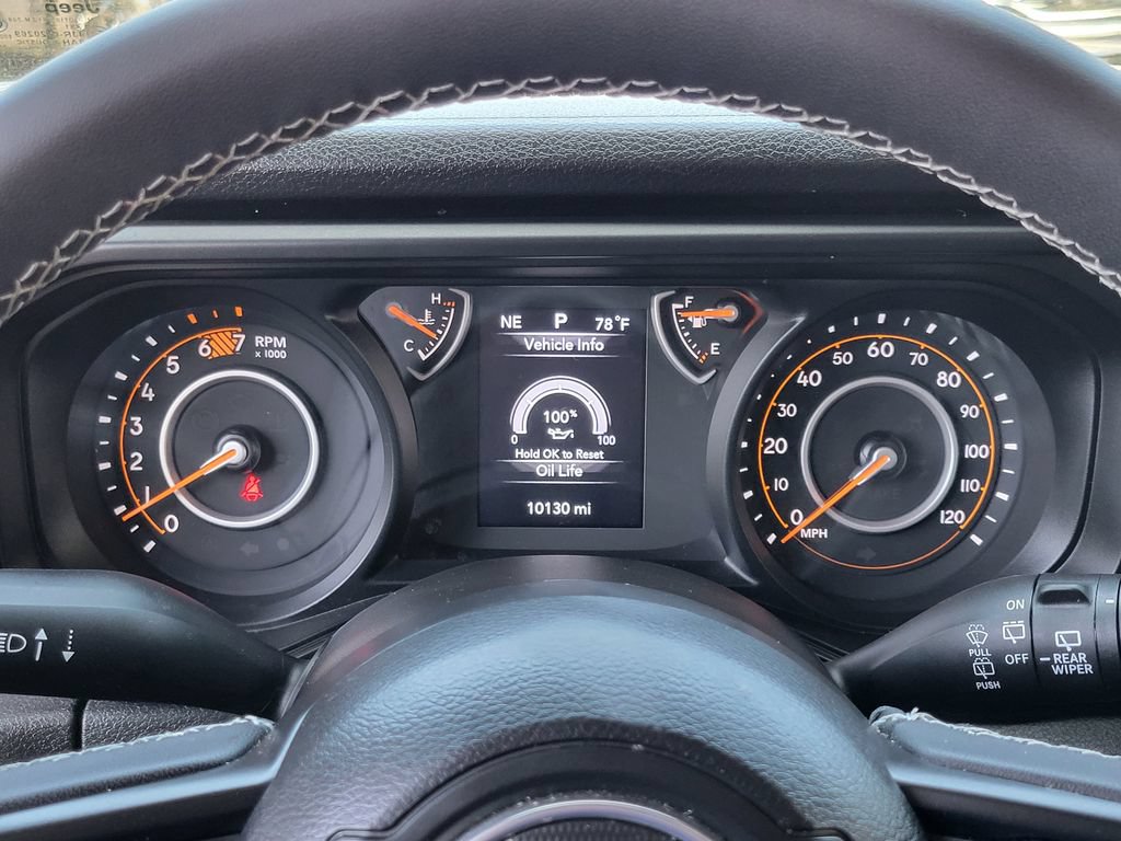 Used 2025 Jeep Wrangler Unlimited Sport AWD/4WD image 7