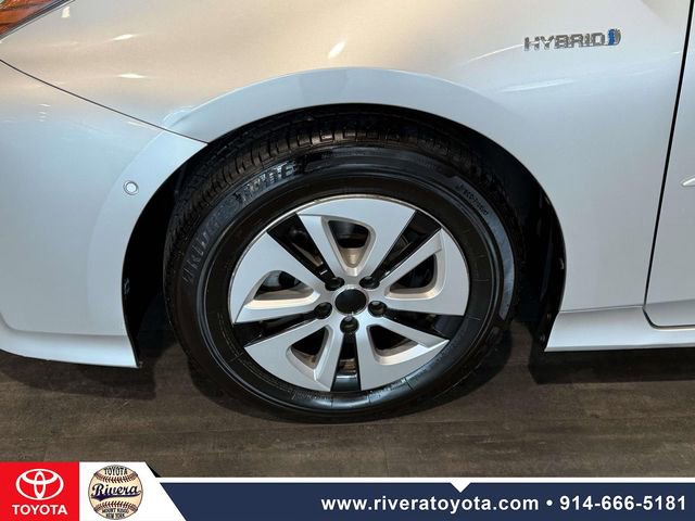 Used 2017 Toyota Prius Two w/ Prius Two Safety Plus Package image 9