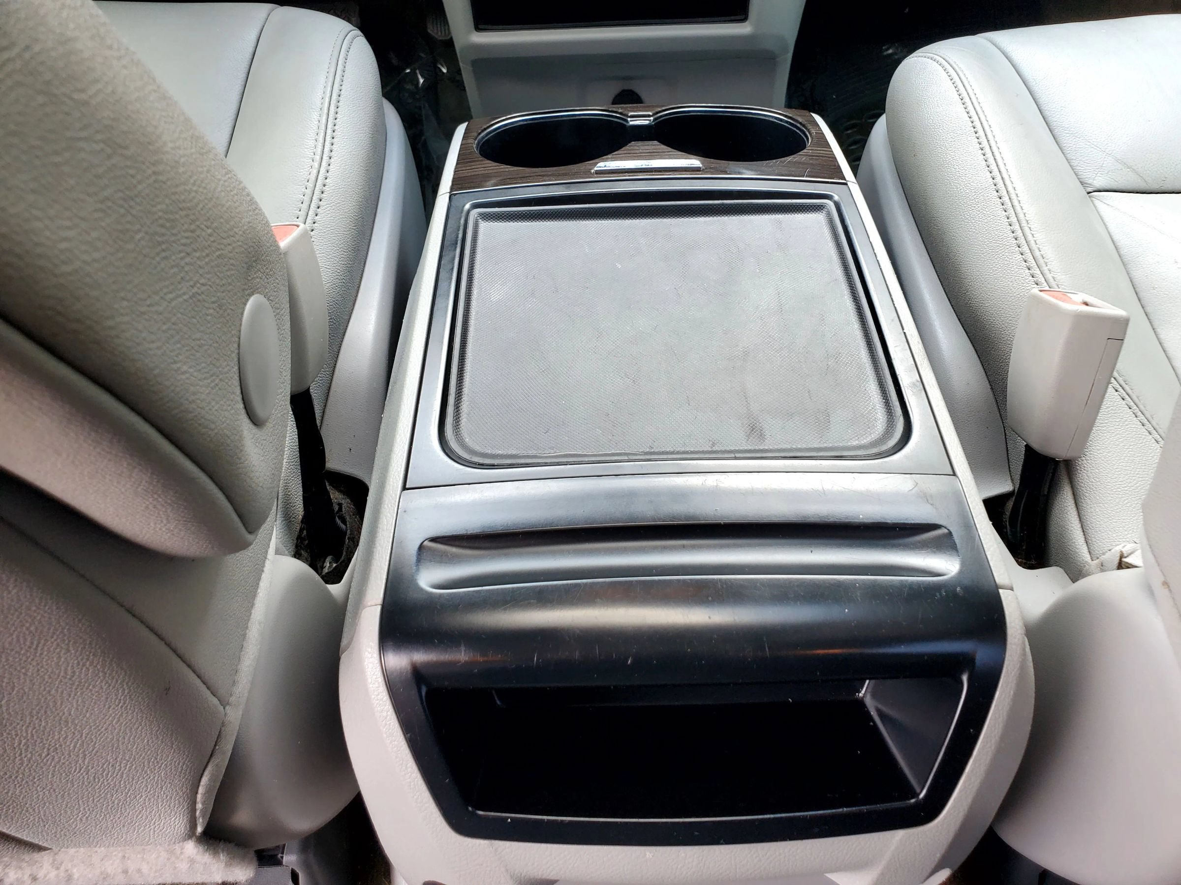 Used 2015 Toyota Sienna XLE FWD image 36