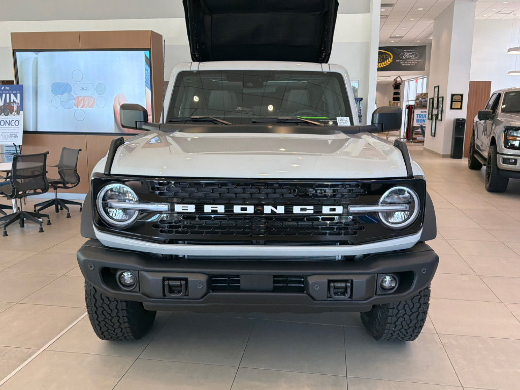 New 2026 Ford Bronco Badlands AWD/4WD image 2