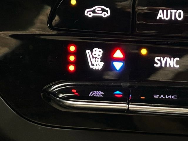 Used 2023 Buick Envision Avenir image 7