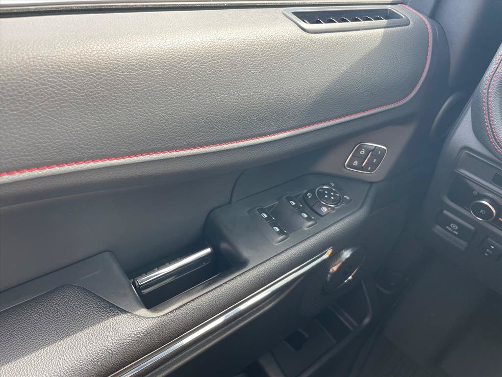 Used 2023 Ford Expedition Limited RWD image 19