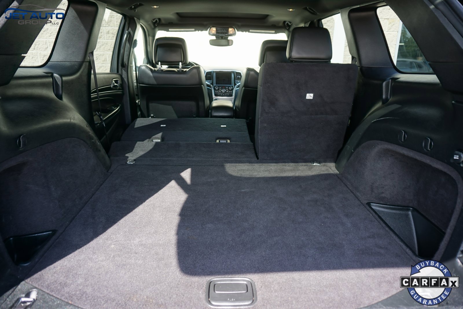 Used 2018 Jeep Grand Cherokee Limited image 18