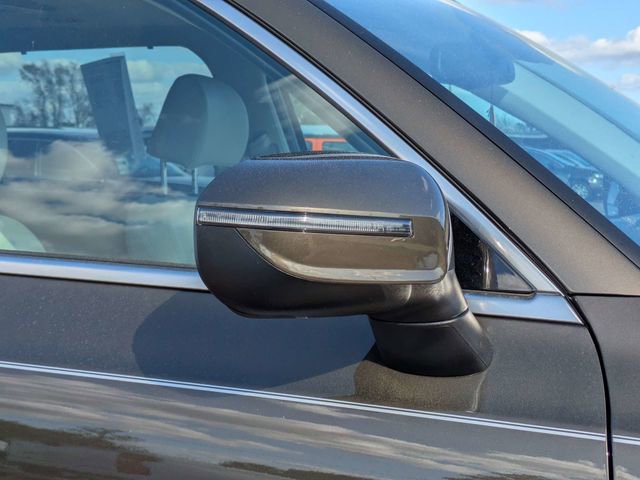 Used 2024 Kia Telluride EX w/ EX Captain's Chair Package image 12