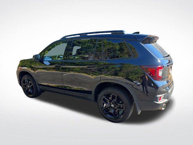 Used 2024 Honda Passport Black Edition image 4